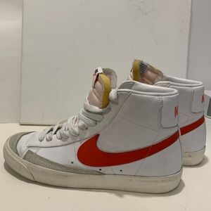 Nike Blazers mid 77 Vintage, Habanero Red/snail white.